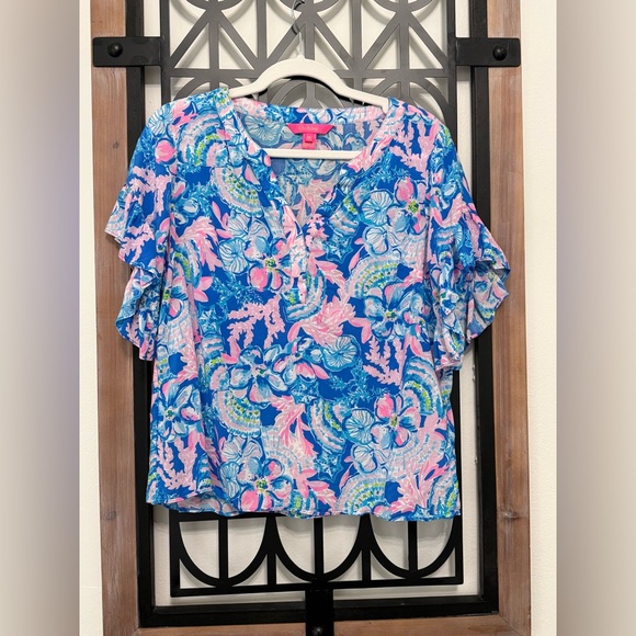 Lilly Pulitzer Quinna Short Sleeve top - Picture 1 of 5